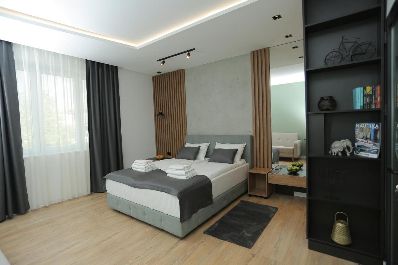 Bonanza Apartments Ni Buitenkant foto