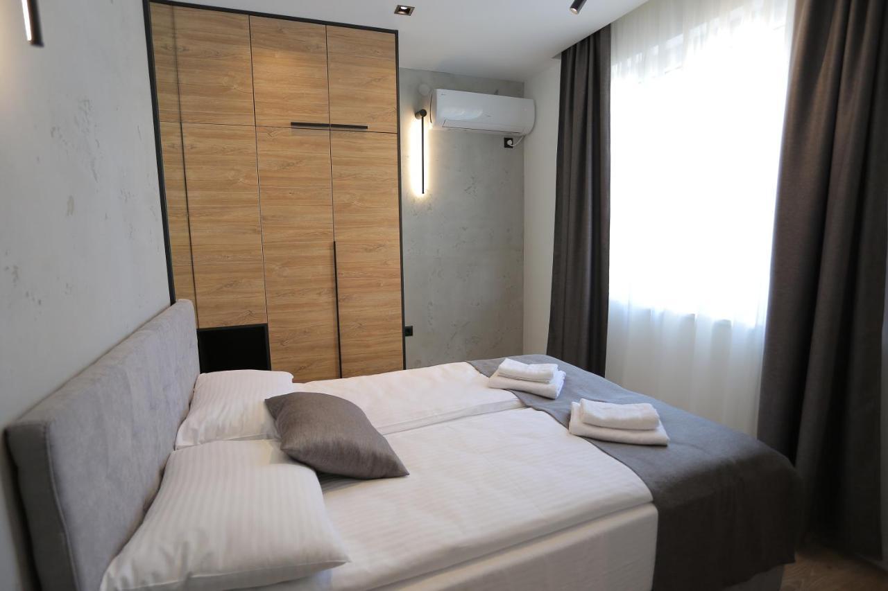 Bonanza Apartments Ni Buitenkant foto
