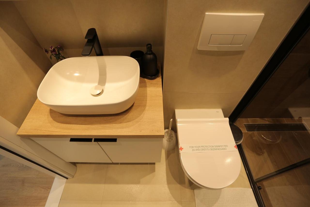 Bonanza Apartments Ni Buitenkant foto